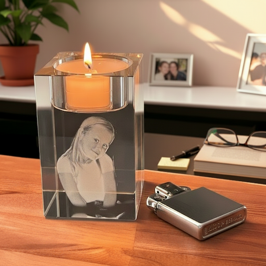 Telysholder i krystall.